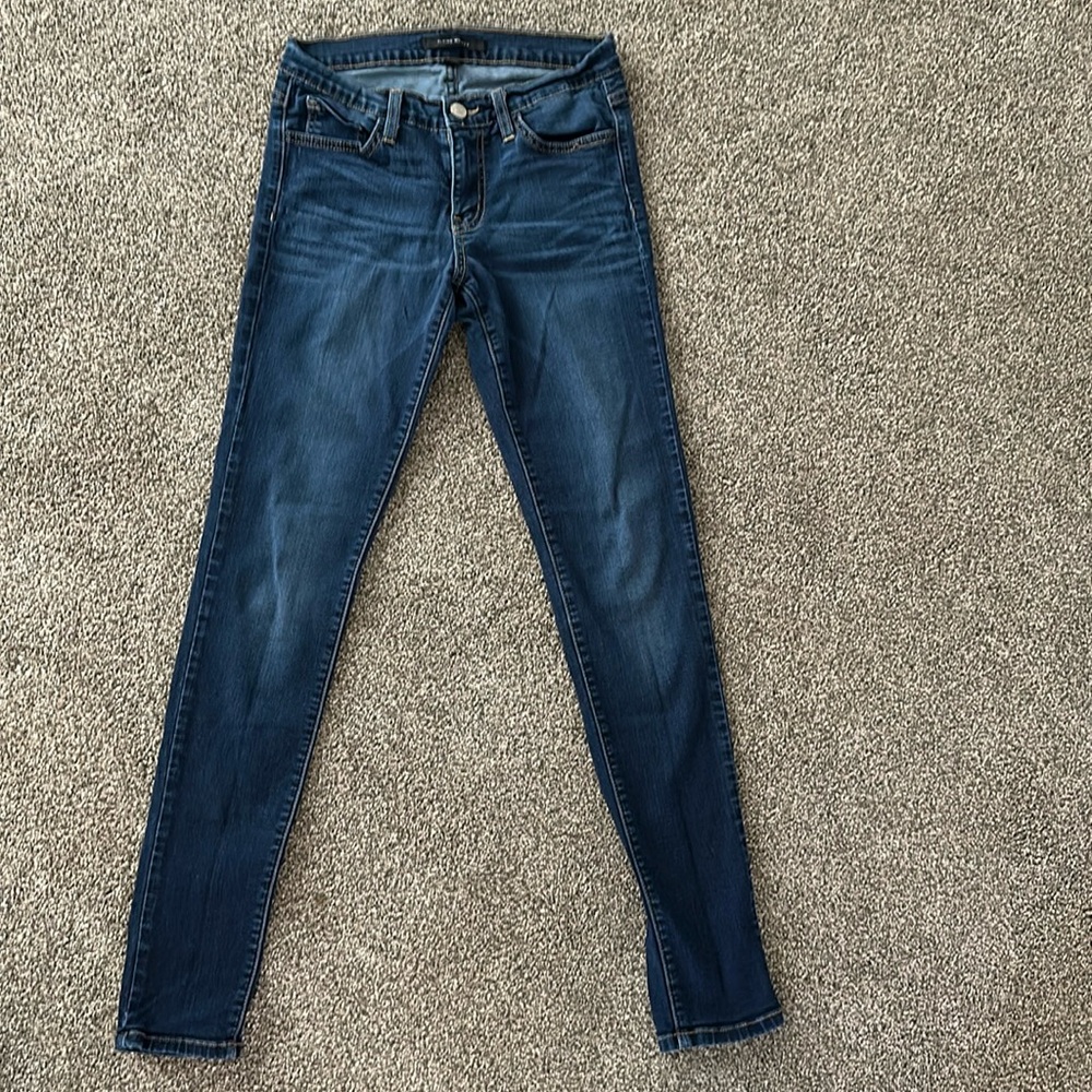 Skinny jeans